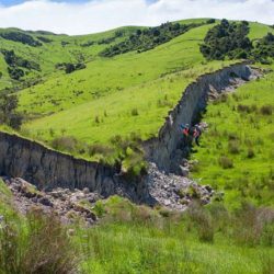 Землетрясение в Новой Зеландии раскололо остров Южный