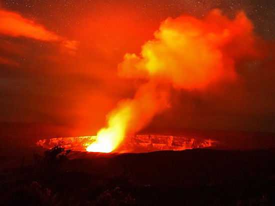 Вулкан, предположительно погубивший неандертальцев, вновь пробуждается