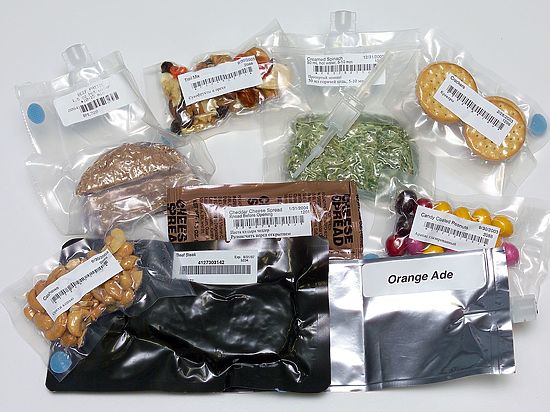 Продукты для космонавтов начнут упаковывать  в съедобную пленку