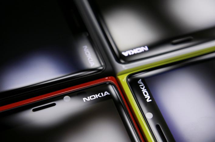 Nokia и Apple уладили патентный спор и стали партнерами, Apple согласилась платить за использование патентов Nokia