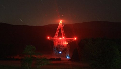 Астрономы зарегистрировали серию из 15 повторяющихся быстрых радиоимпульсов