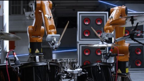 Automatica - оркестр промышленных роботов, играющих на ударных, гитаре, фортепьяно и других инструментах