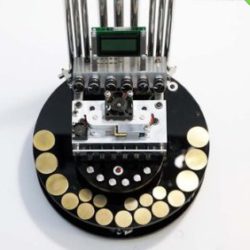 Машины-монстры: Мотоорган - миниатюрный орган, использующий электродвигатели в качестве источника звука