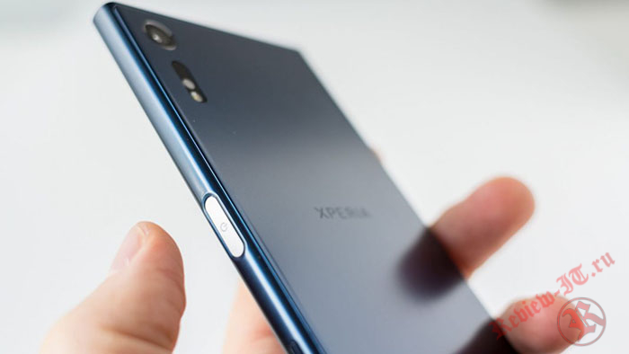 Смартфон Sony Xperia XZ2 Compact прошел сертификацию в FCC