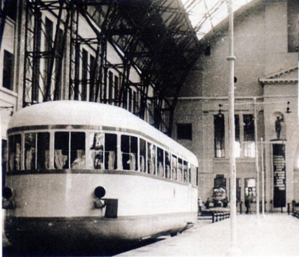 Автомотриса на Киевском вокзале, 1938, Москва