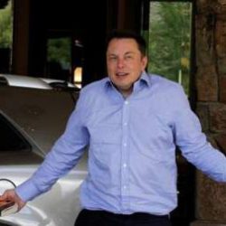 Илона Маска хотят снять с поста Tesla