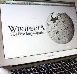 Wikipedia на итальянском и испанском языке приостановила свою работу