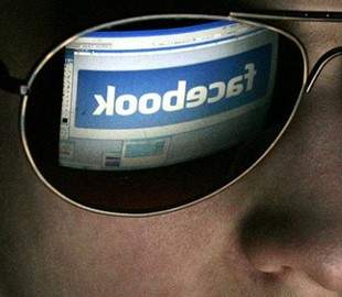 Facebook планирует знакомить людей, следя за ними
