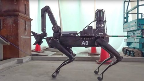 Компания Boston Dynamics дает роботу Spot его первую практическую работу