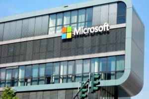 Microsoft фокусируется на поддержке гибридных режимов работы