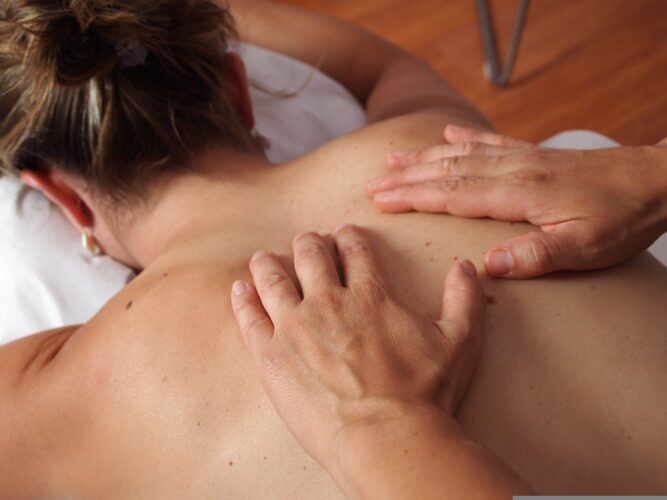 Особенности эротического массажа: что нужно знать?