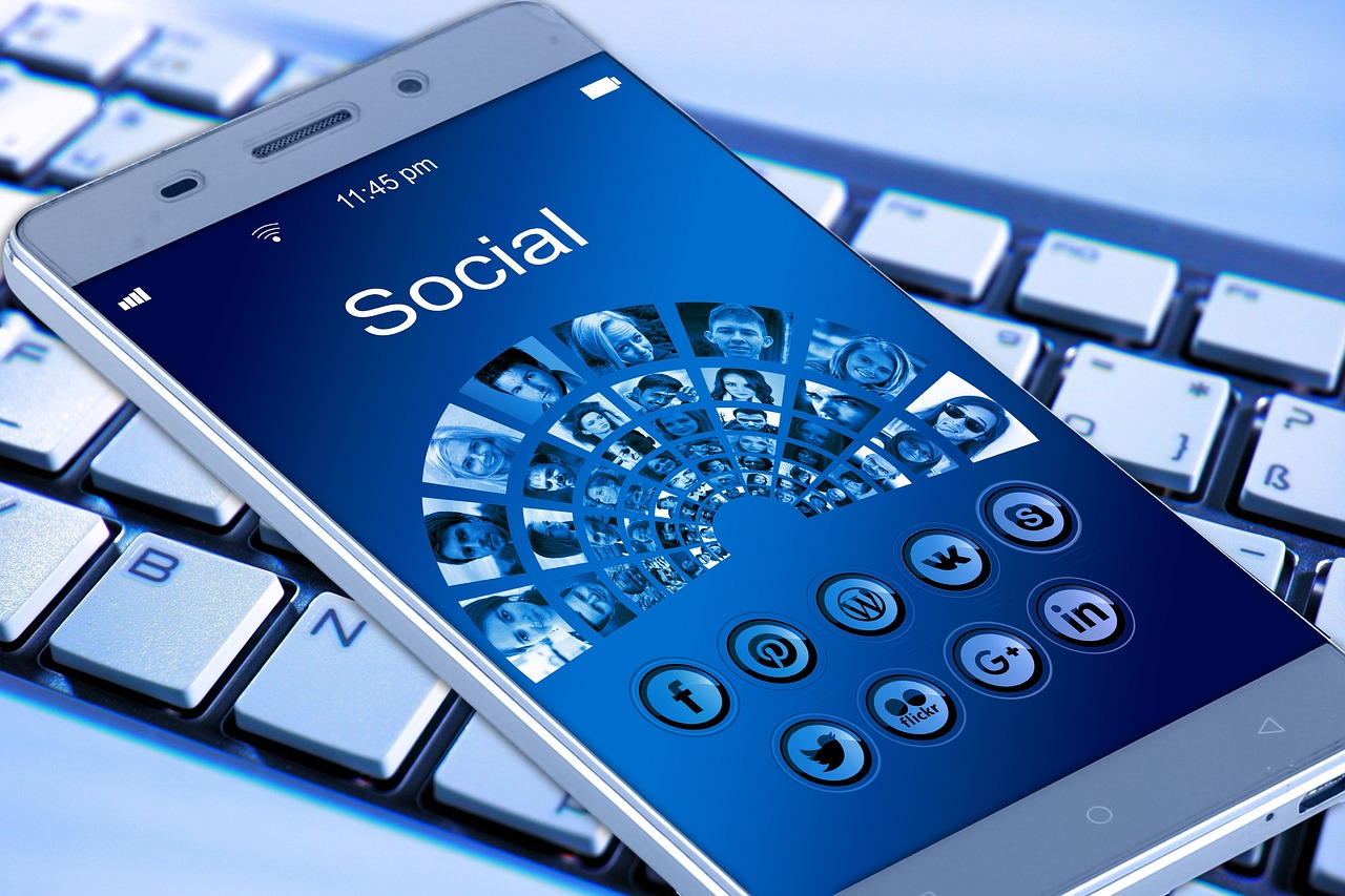 Интеграция социальных медиа в SMM-кампании: лучшие практики и советы